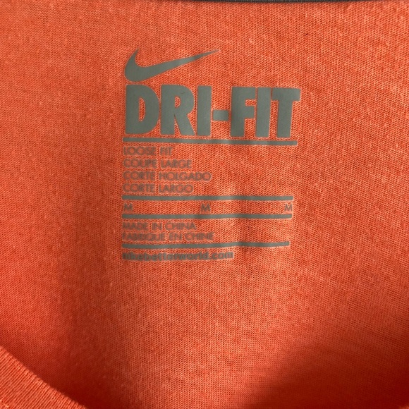 Nike drifit long sleeve top - Picture 3 of 7